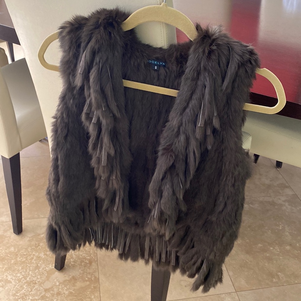Jocelyn fur vest with fringes in chocolate brown